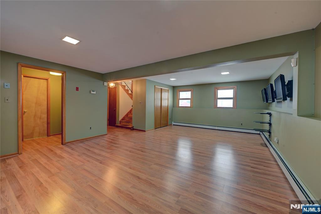 1316 Alps Road Wayne, NJ 07470 - Photo 27 of 39