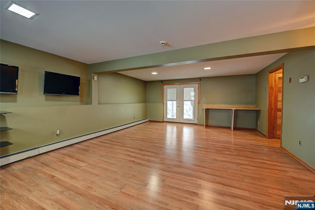 1316 Alps Road Wayne, NJ 07470 - Photo 28 of 39