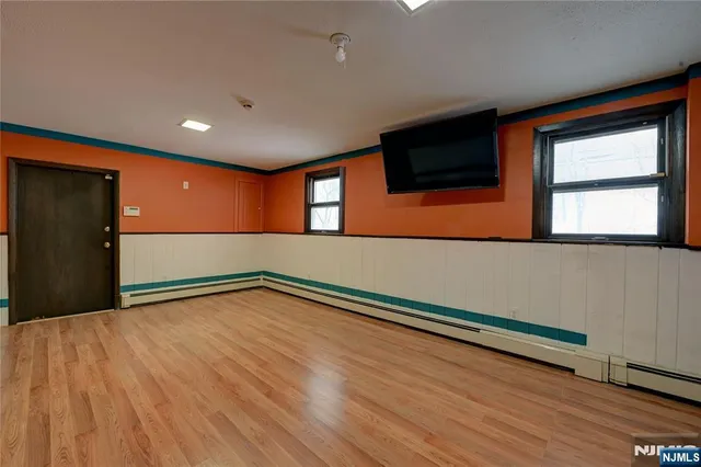 $879,000 | 1316 Alps Road, Wayne, NJ 07470