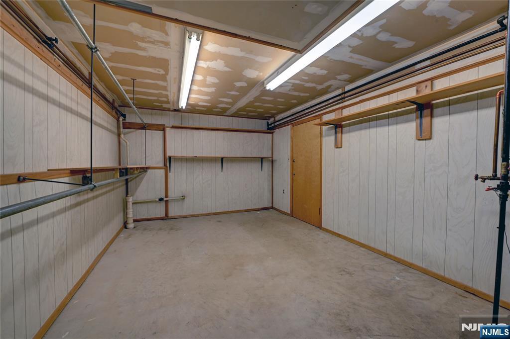 1316 Alps Road Wayne, NJ 07470 - Photo 34 of 39