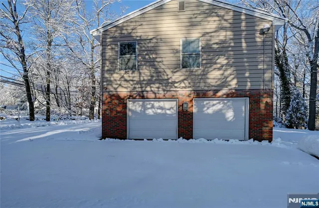 $879,000 | 1316 Alps Road, Wayne, NJ 07470