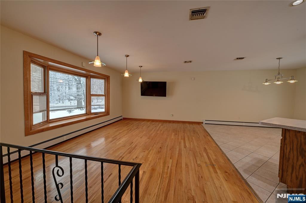 1316 Alps Road Wayne, NJ 07470 - Photo 6 of 39