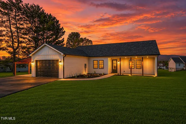 $539,900 | 137 Crestview Drive, Elizabethton, TN 37643