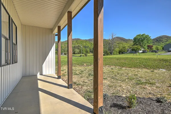$539,900 | 137 Crestview Drive, Elizabethton, TN 37643