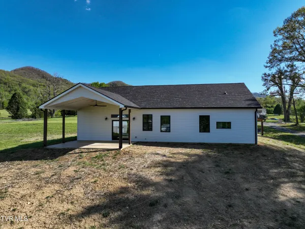 $539,900 | 137 Crestview Drive, Elizabethton, TN 37643