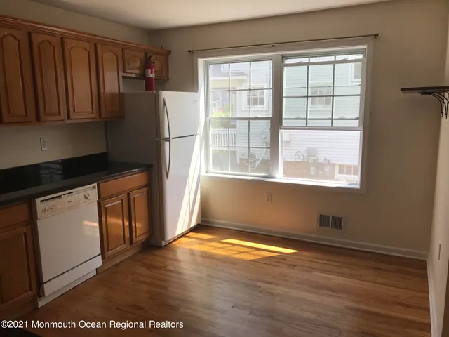 $2,500 | 112 Morris Avenue, Unit B, Long Branch, NJ 07740