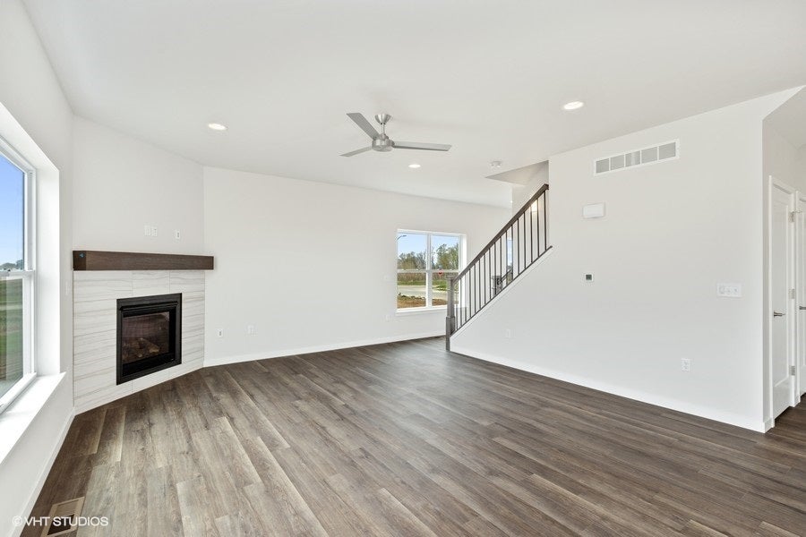 105 Ridgeway Drive Tiffin, IA 52340 - Photo 4 of 26 Gallery Image 4