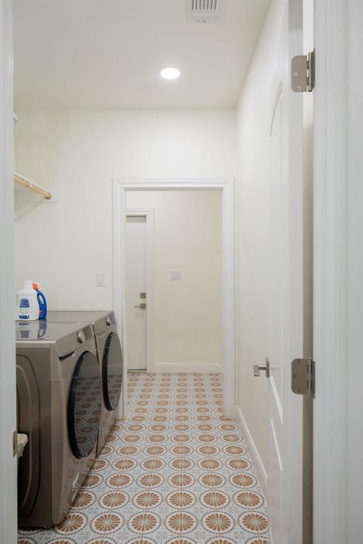 1132 Old Crawford Road Crawford, TX 76638 - Photo 21 of 40 a bathroom with a sink a toilet and shower