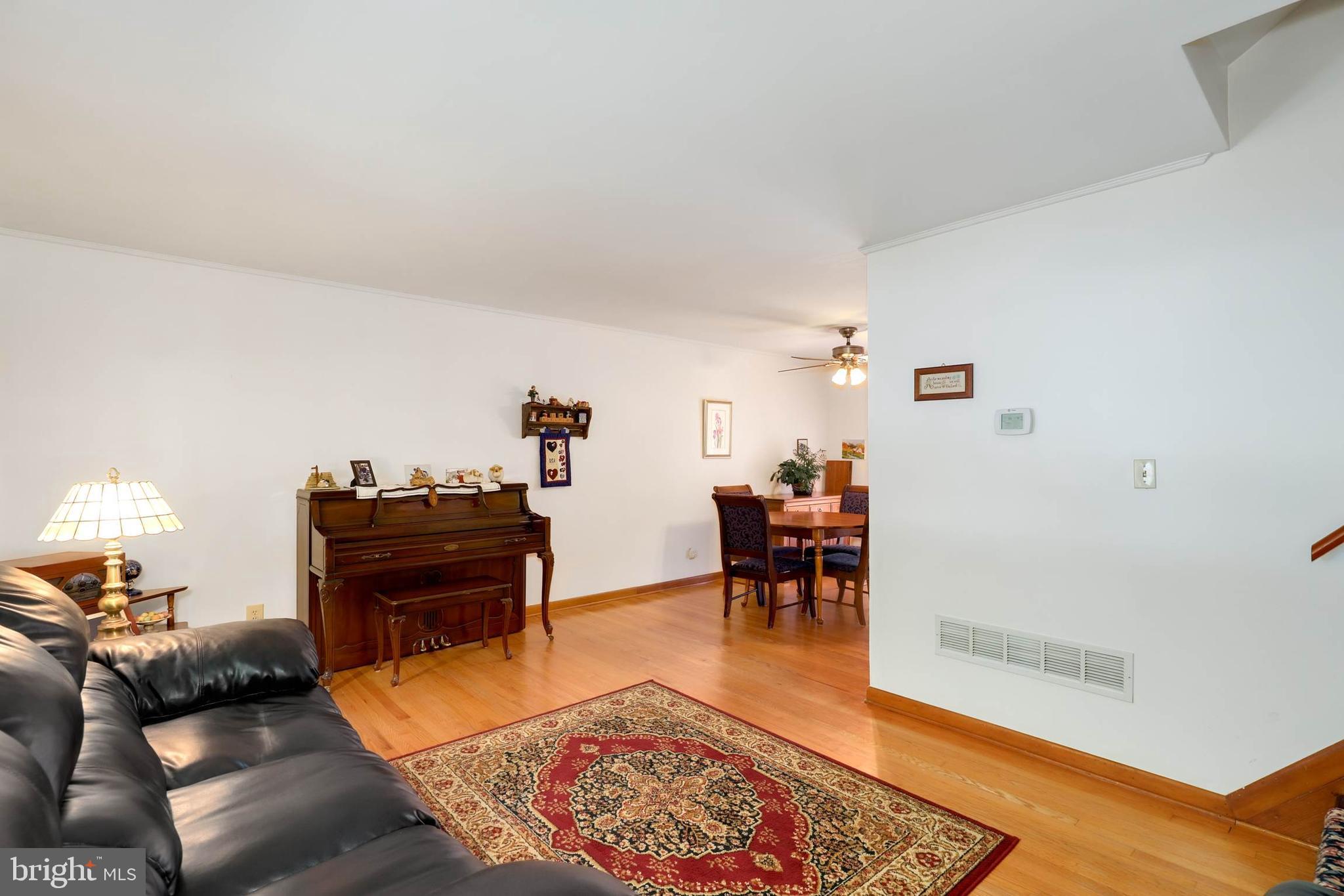 163 Barbara Road Severna Park, MD 21146 - Photo 5 of 36 Gallery Image 5