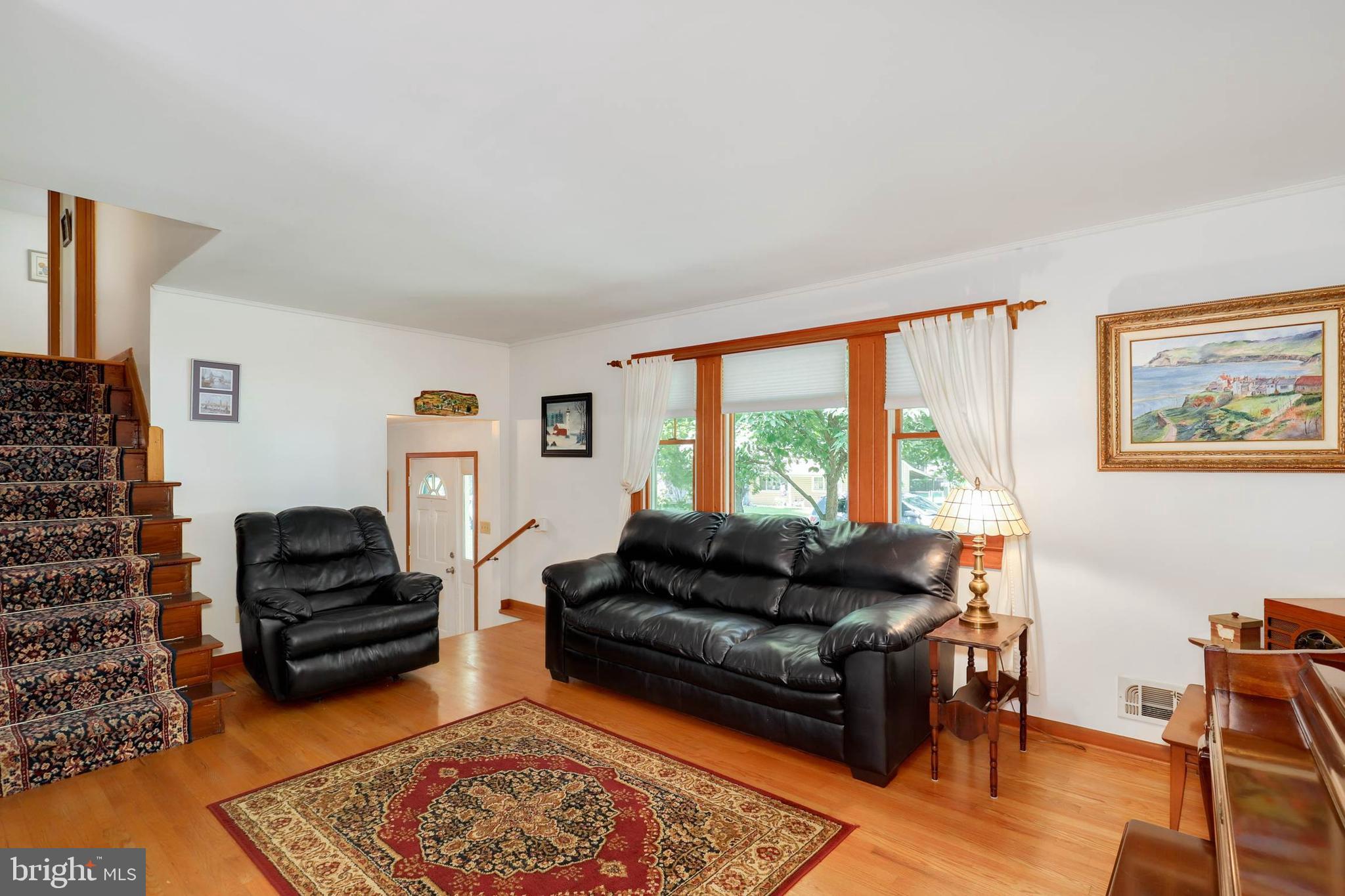 163 Barbara Road Severna Park, MD 21146 - Photo 6 of 36 Gallery Image 6