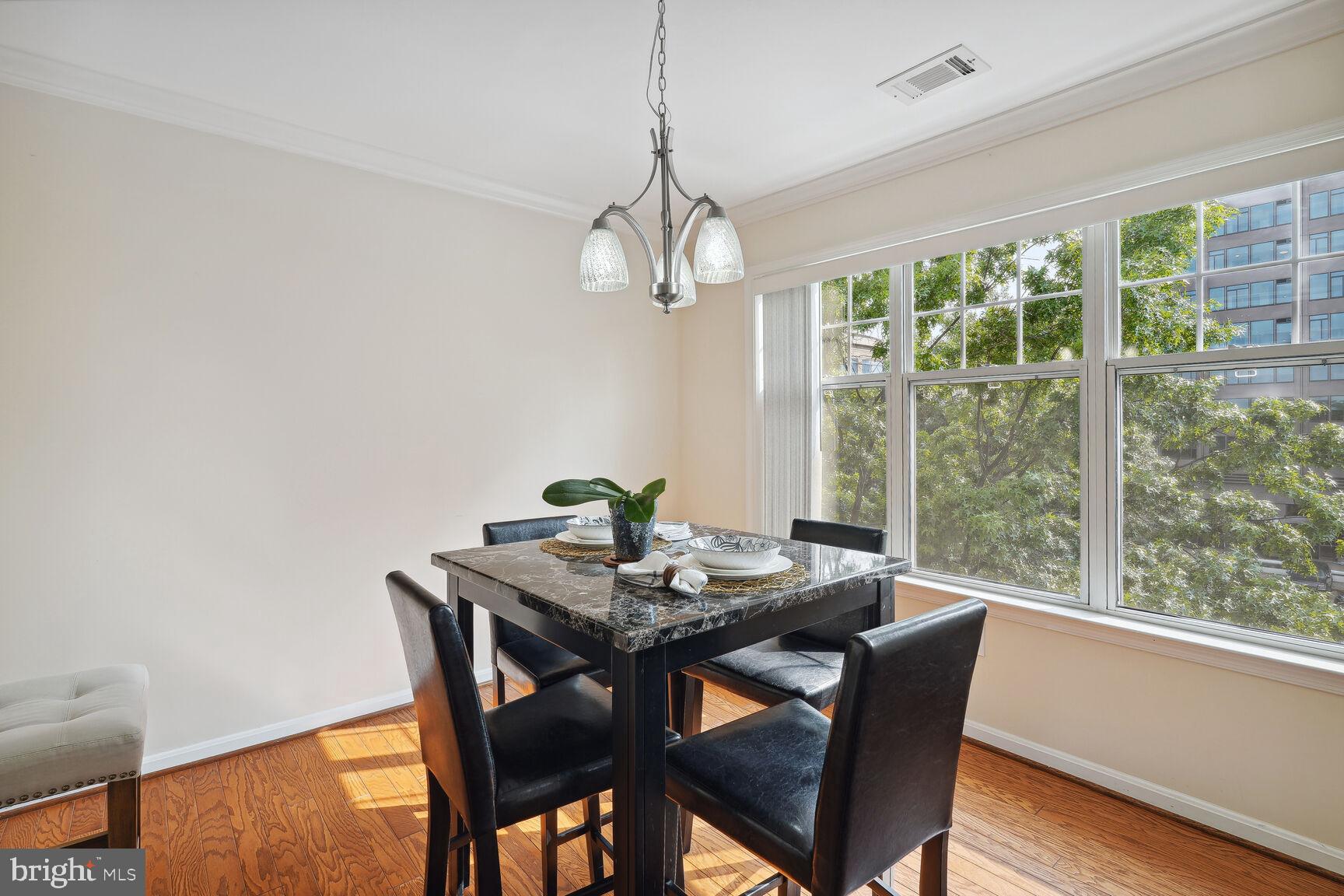 5575 Seminary Road, Unit 404 Falls Church, VA 22041 - Photo 6 of 17 Separate Dining Room