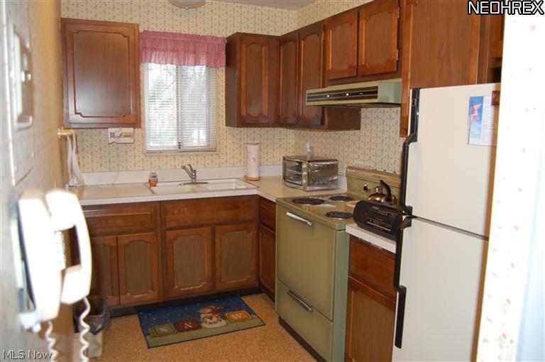 10744 Valley View Road, Unit B6 Northfield, OH 44067 - Photo 5 of 12 Gallery Image 5