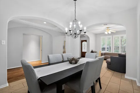 $750,000 | 42 South Crisp Morning Circle, The Woodlands, TX 77382