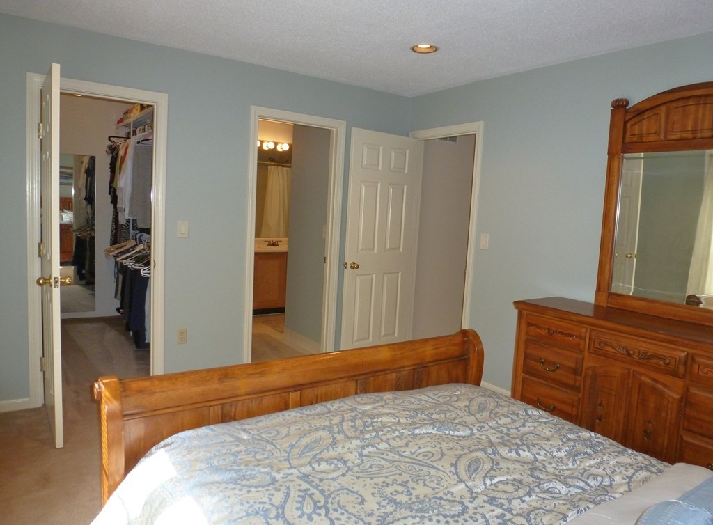 15 Rhodes Lane Foxboro, MA 02035 - Photo 23 of 30 Gallery Image 23
