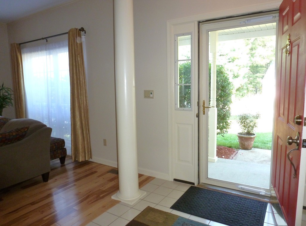 15 Rhodes Lane Foxboro, MA 02035 - Photo 5 of 30 Gallery Image 5