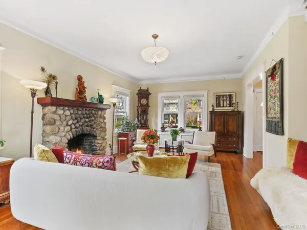 $995,000 | 36 Howard Avenue, White Plains, NY 10606
