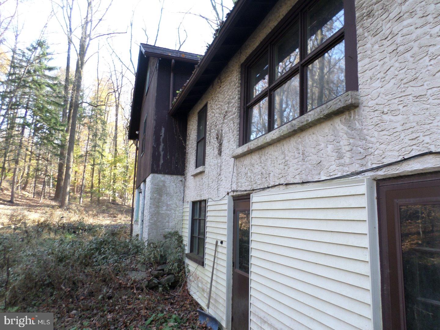 352 Reed Street Mohnton, PA 19540 - Photo 18 of 21 Exterior Back