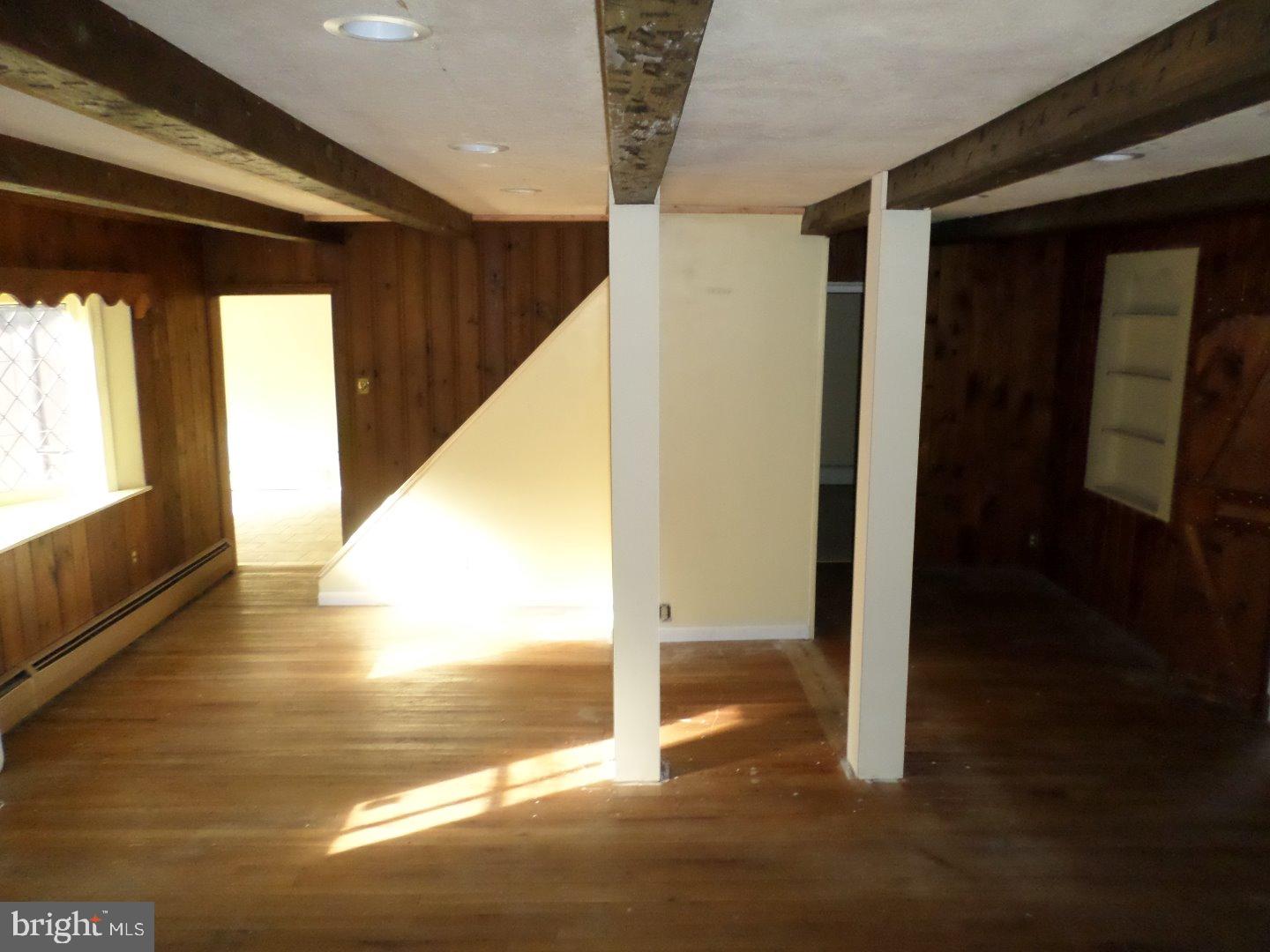 352 Reed Street Mohnton, PA 19540 - Photo 3 of 21 Living Room