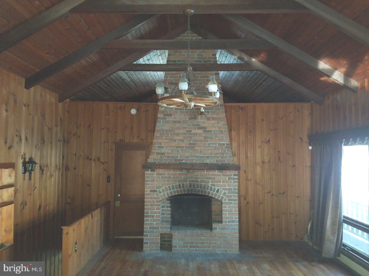352 Reed Street Mohnton, PA 19540 - Photo 5 of 21 Great Room