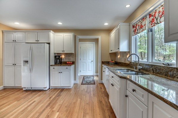 65 Joseph Road Boxborough, MA 01719 - Photo 11 of 24 Gallery Image 11