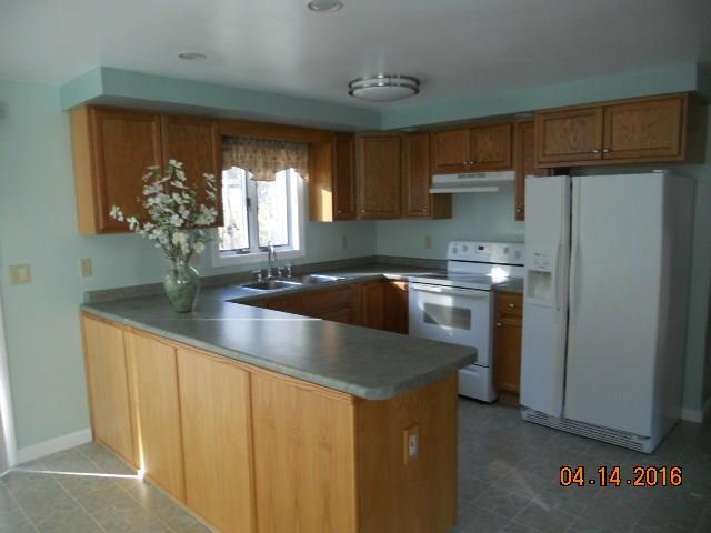 9 Newhall Road Wells, ME 04090 - Photo 14 of 29 Kitchen