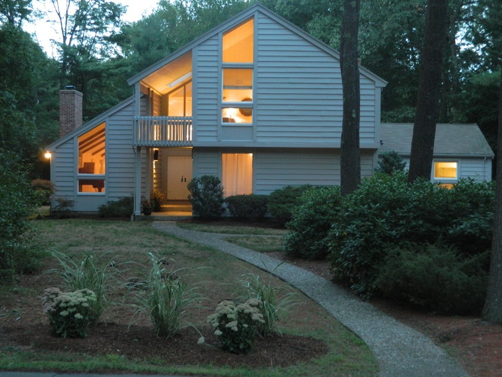 8 Coach Lane Boxford, MA 01921 - Photo 2 of 23