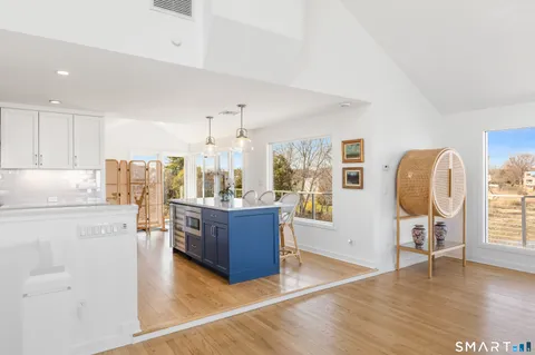$2,425,000 | 9 Marsh Road, Westport, CT 06880