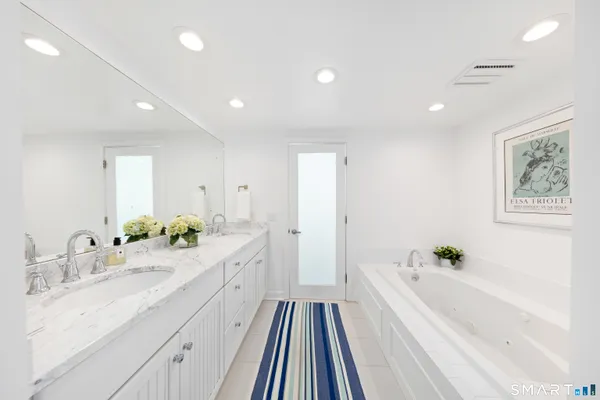 $2,425,000 | 9 Marsh Road, Westport, CT 06880