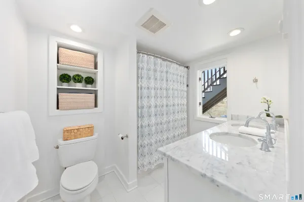 $2,425,000 | 9 Marsh Road, Westport, CT 06880