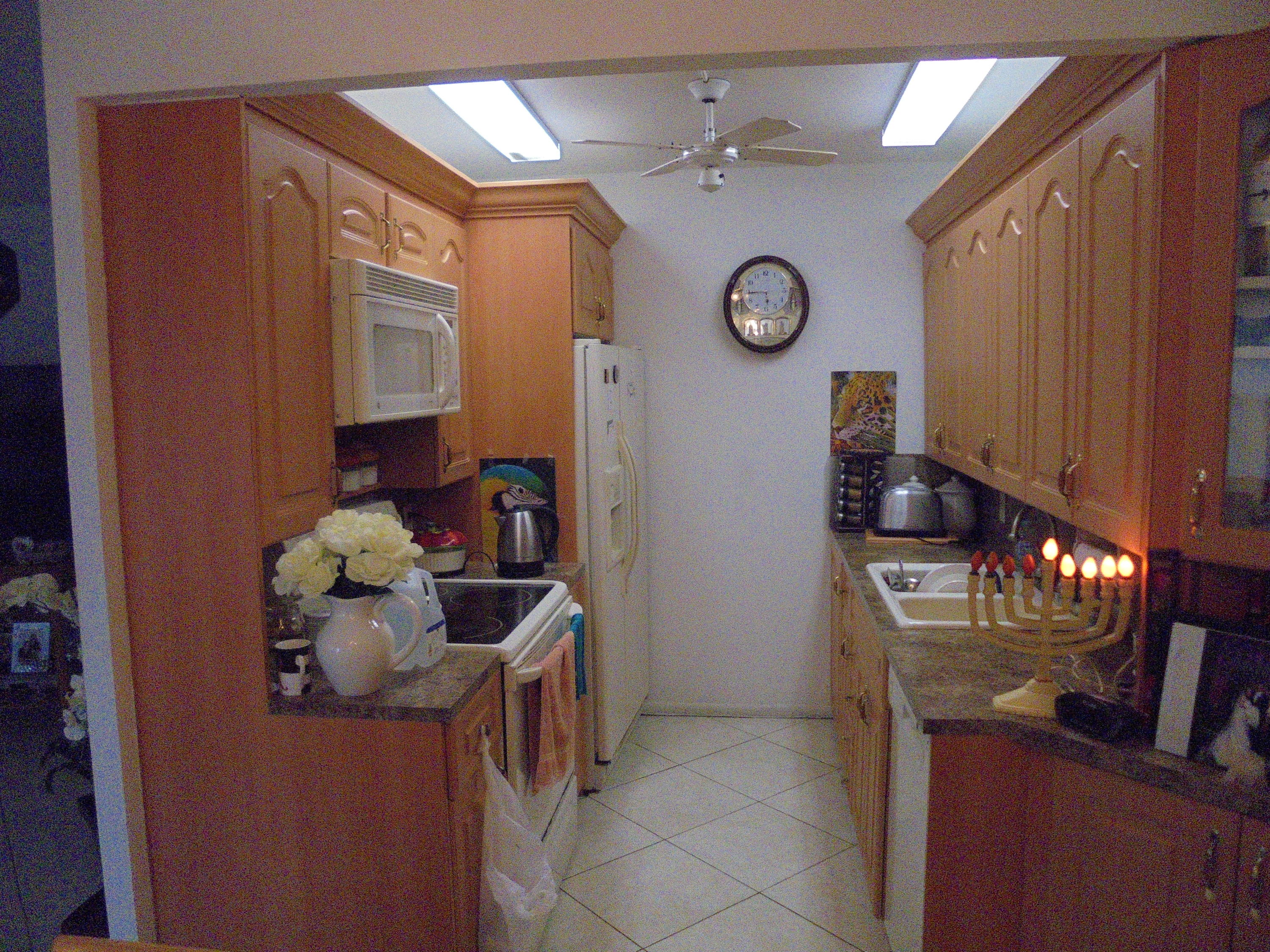 4062 Exeter Boca Raton, FL 33434 - Photo 3 of 24 4062 Exeter D - LG 003