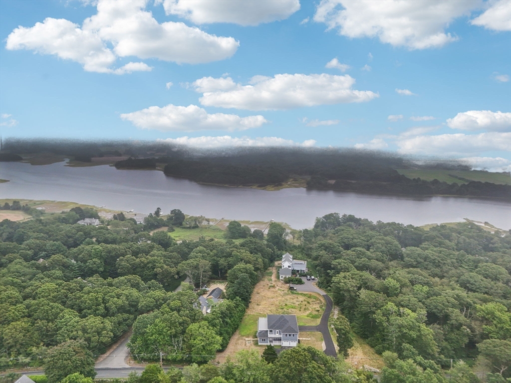 920 Drift Road Westport, MA 02790 - Photo 15 of 41
