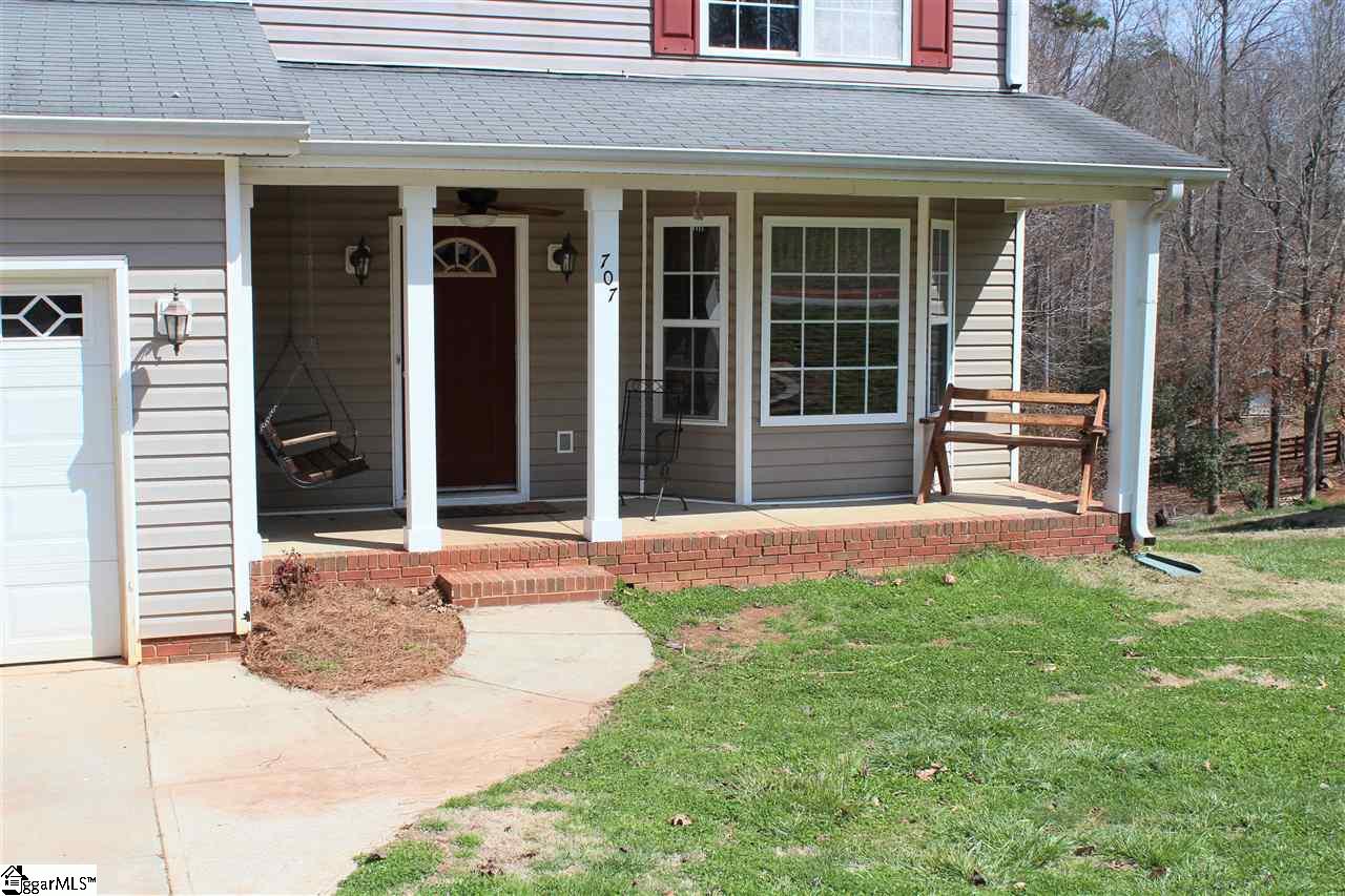 707 Timberwood Ridge Greer, SC 29651 - Photo 3 of 26 Gallery Image 3