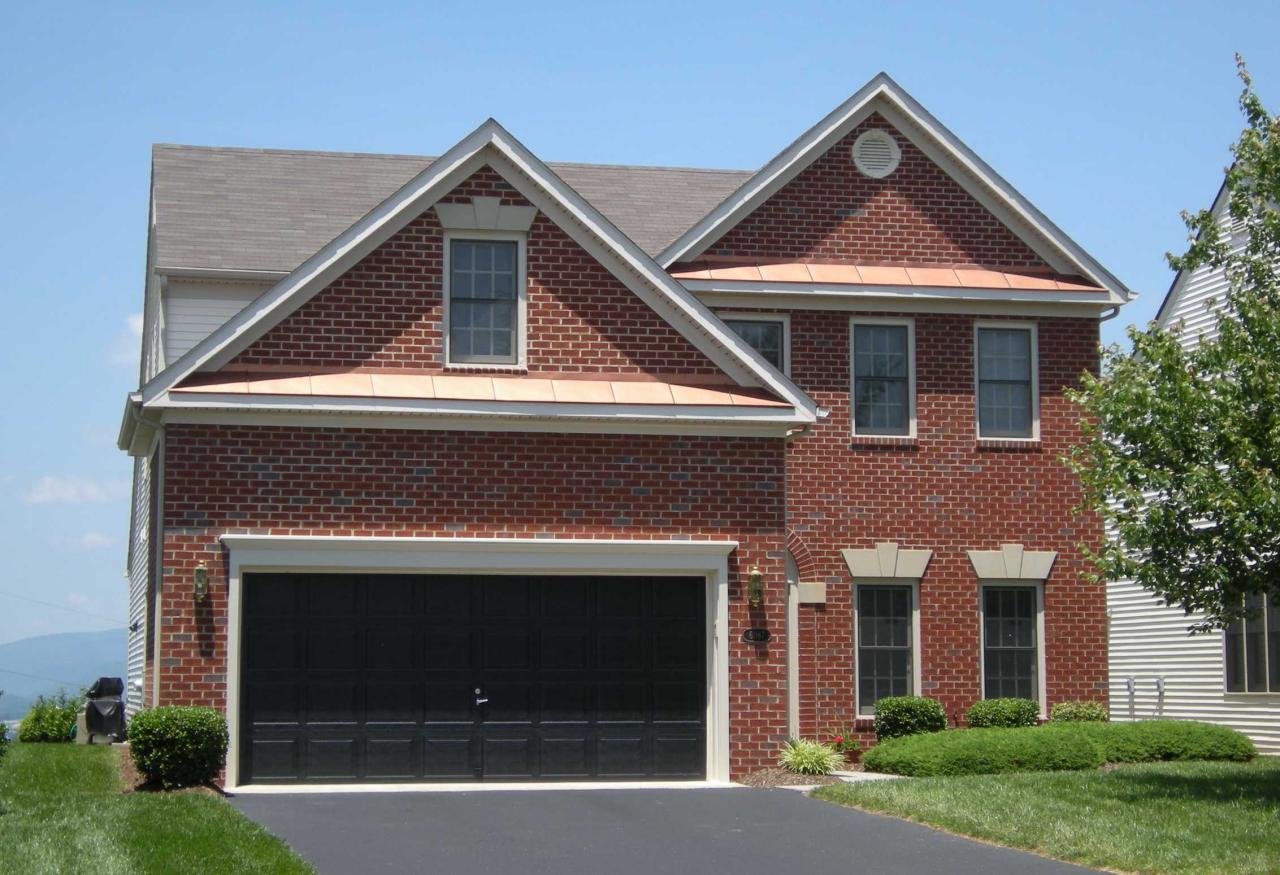 6087 Wertz Orchard Road Roanoke, VA 24018 - Photo 1 of 14 6087 Wertz Orchard Rd