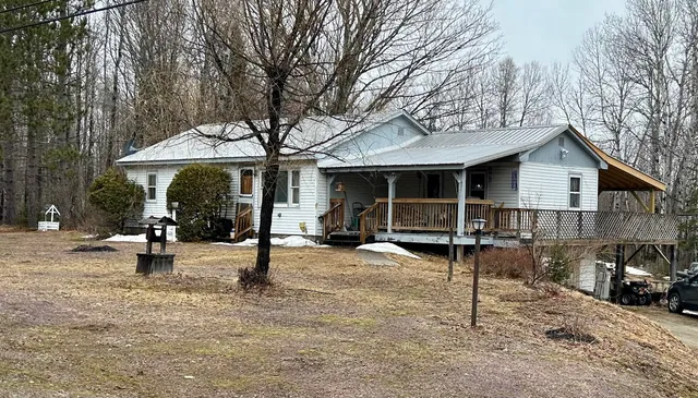 $285,000 | 364 West Kingfield Road, Kingfield, ME 04947