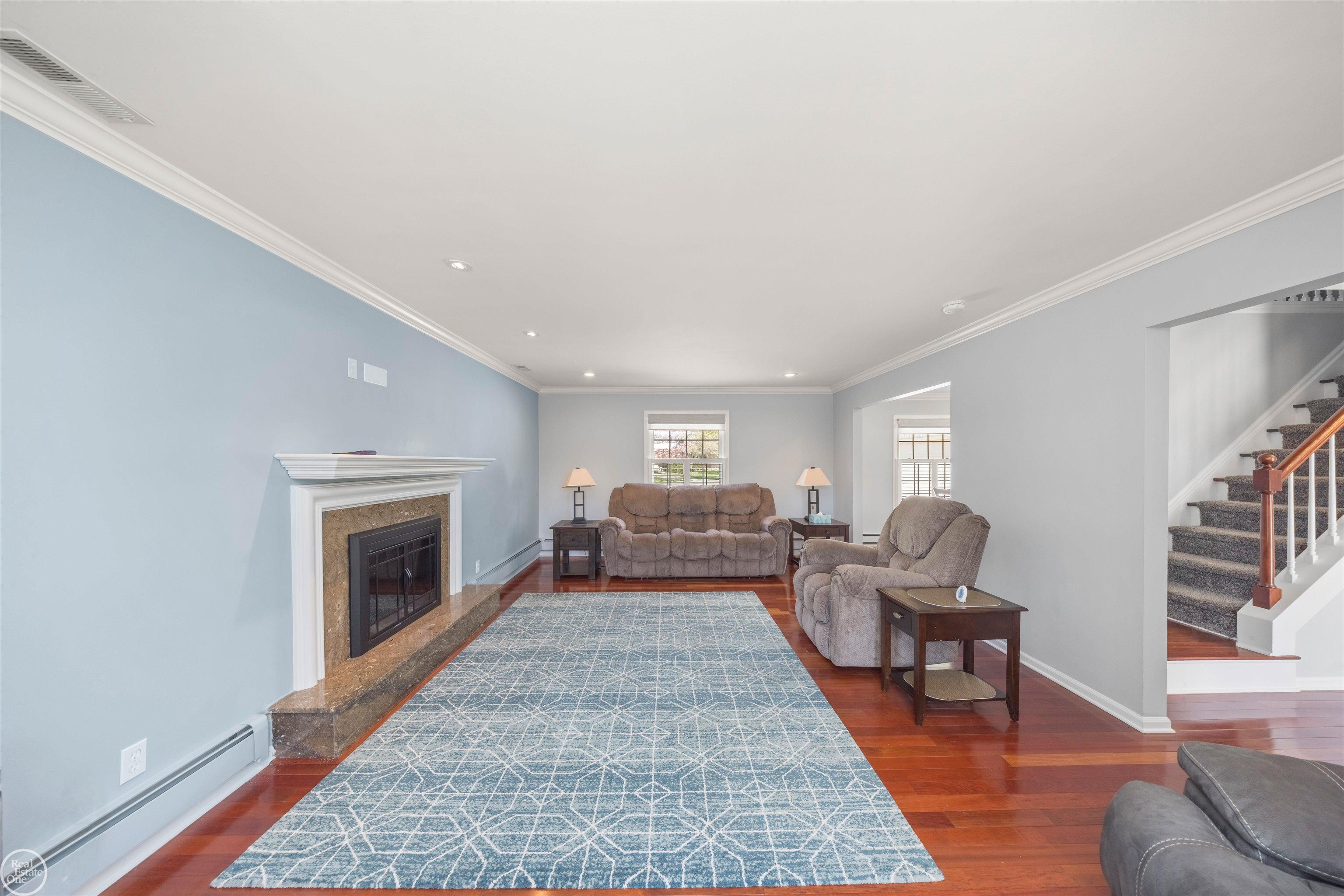 4132 Amherst Road Royal Oak, MI 48073 - Photo 15 of 49 50143663-46135d80-e1a1-4325-984f-baf3d7527f35.JPG