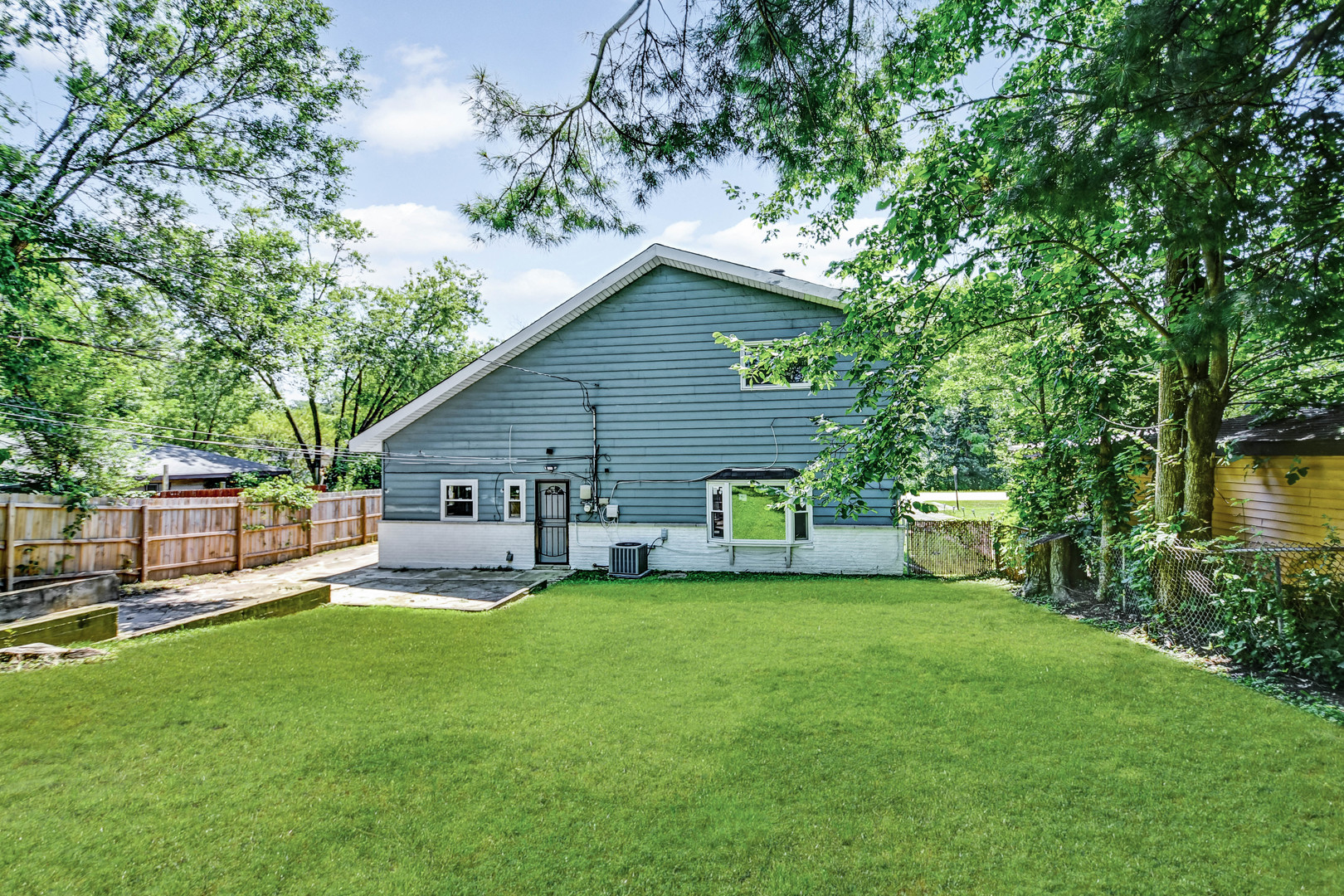 176 Monee Road Park Forest, IL 60466 - Photo 18 of 22 Gallery Image 18