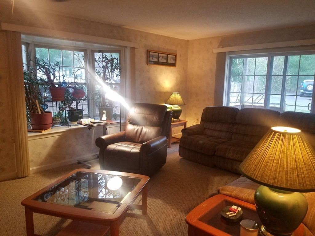 33 Castlegate Drive, Unit A Springfield, MA 01129 - Photo 17 of 30 Gallery Image 17