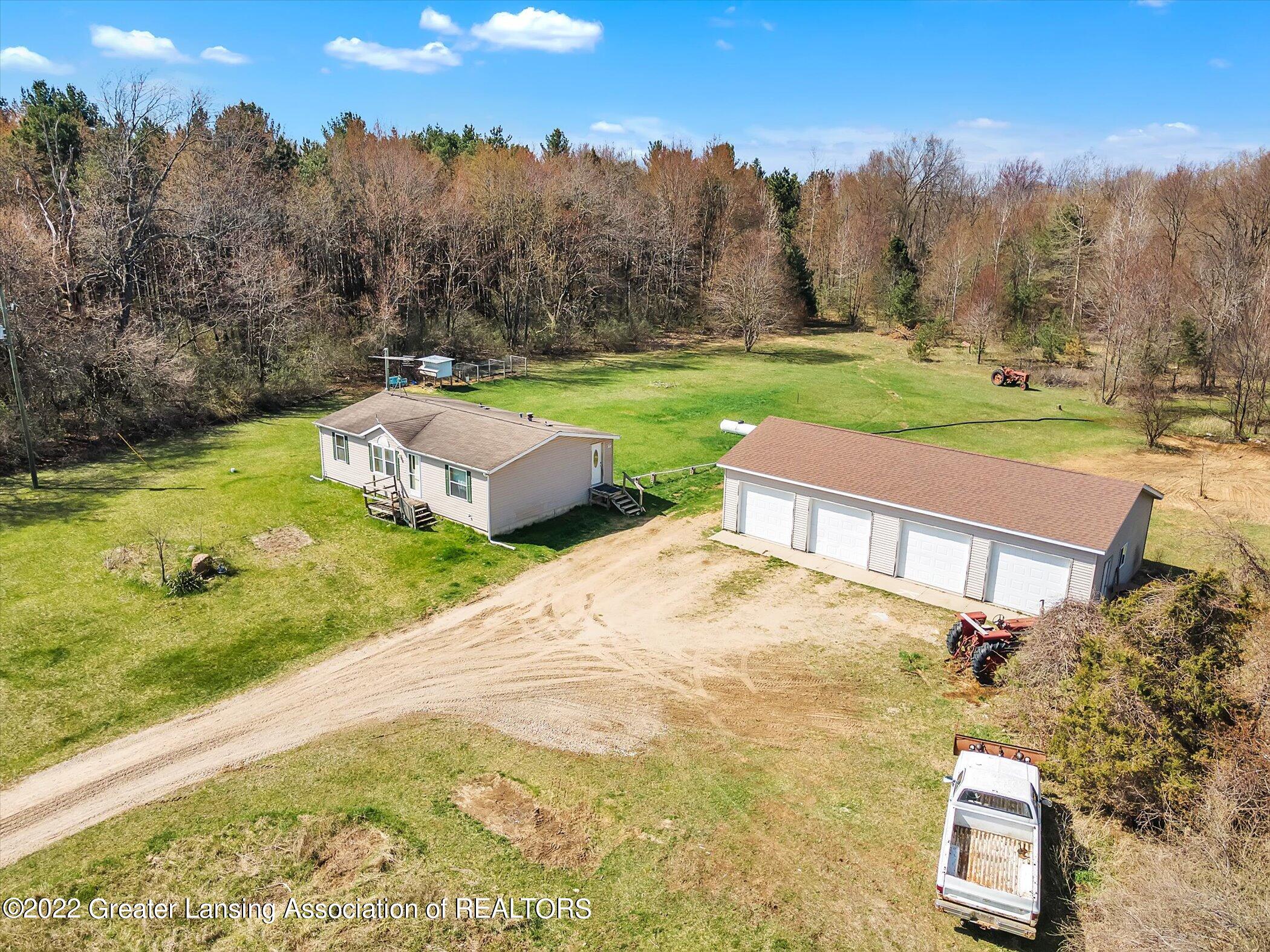 1527 East Grant Road Ithaca, MI 48847 - Photo 39 of 66 42-1527-S-Grant-Rd-WindowStill-Real-Esta