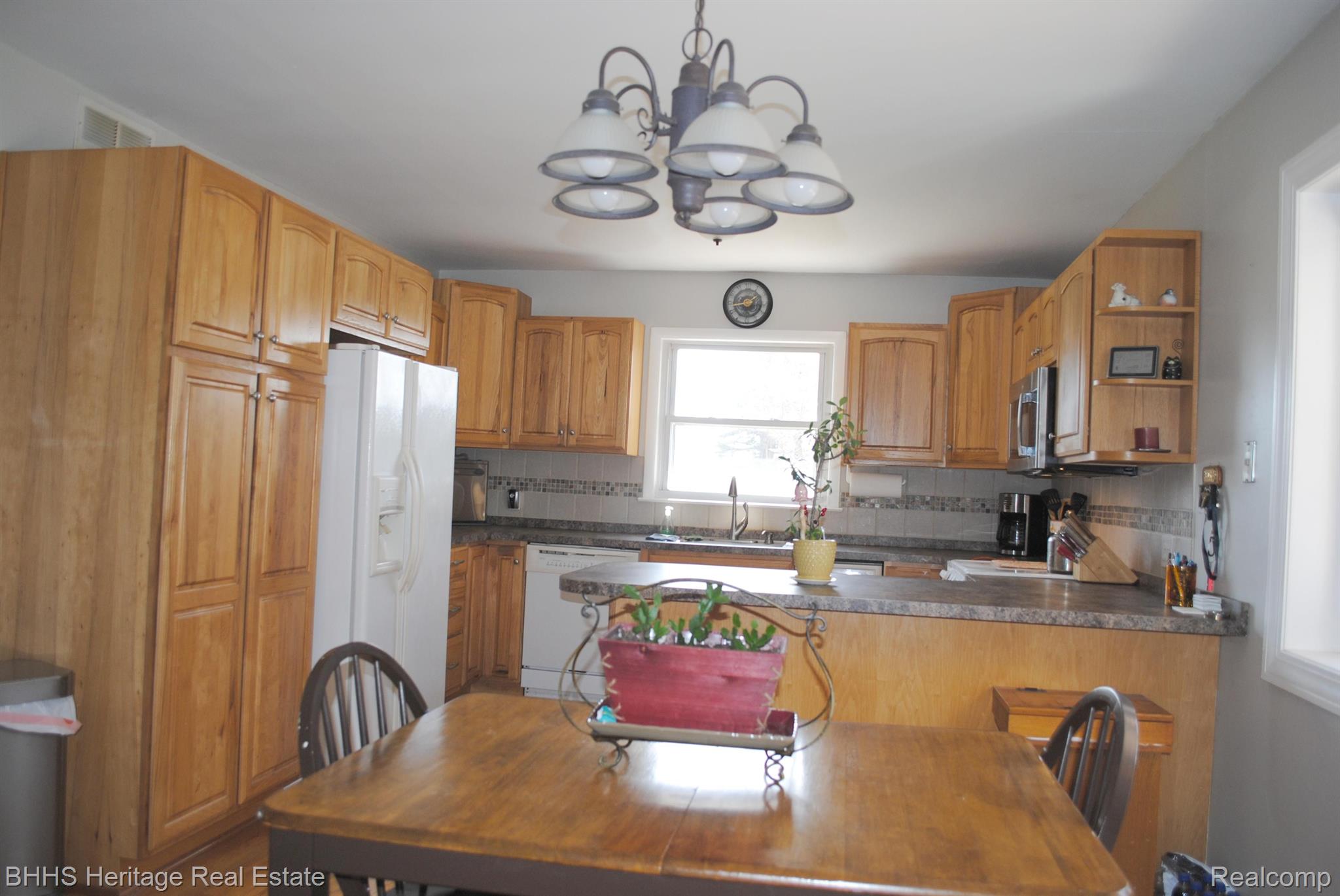 2620 South Latson Road Howell, MI 48843 - Photo 15 of 40 Kitchen with views of rear yard