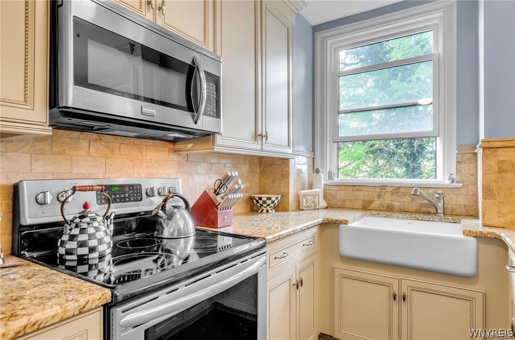 800 West Ferry Street, Unit 2CC Buffalo, NY 14222 - Photo 5 of 48
