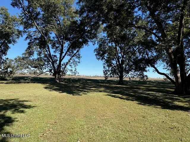 $185,000 | 345 Simmons Road, Clarksdale, MS 38614