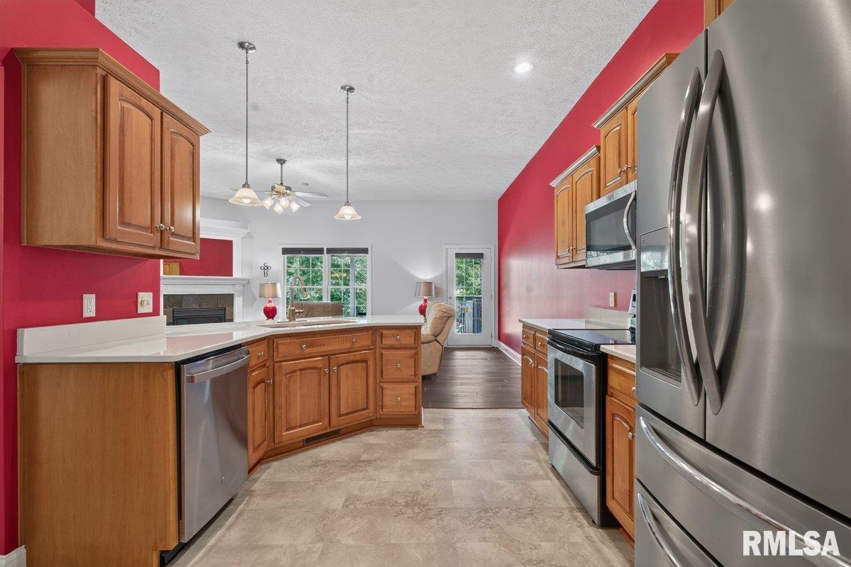 5303 Biltmore Drive Springfield, IL 62711 - Photo 5 of 24