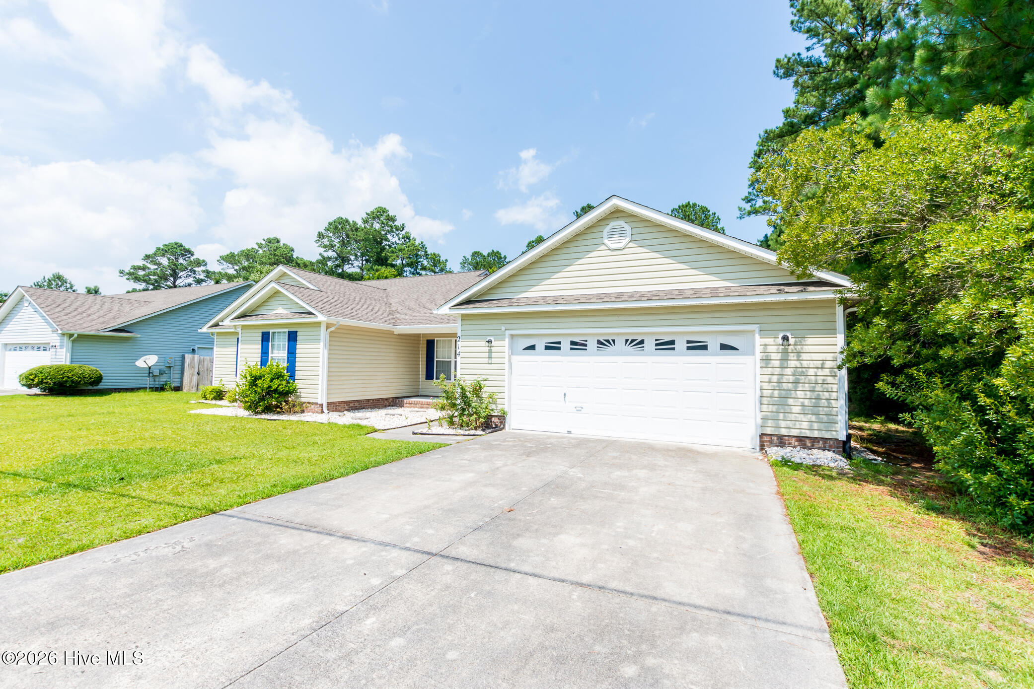 214 Lee Rogers Road Hubert, NC 28539 - Photo 4 of 55