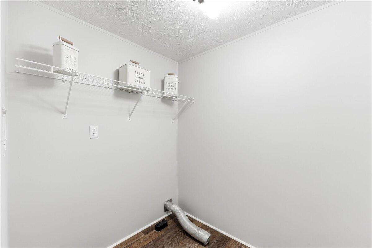 169 Bennett Avenue St. Stephen, SC 29479 - Photo 10 of 17 18-169_18
