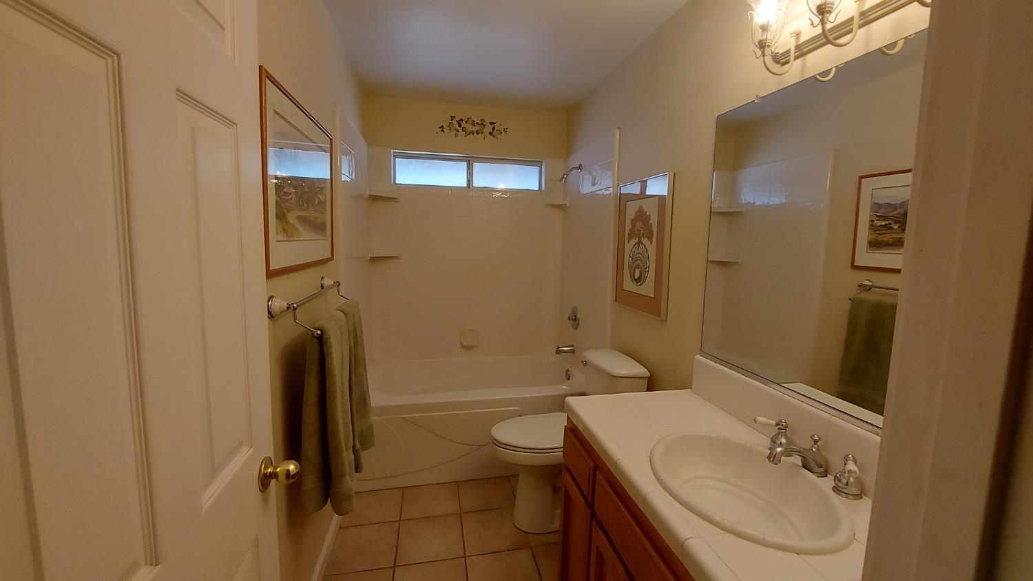 49610 House Ranch Road O'Neals, CA 93645 - Photo 17 of 19 Guest Bath