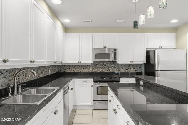 $599,000 | 6422 West W Highway, Unit 501, Panama City Beach, FL 32407