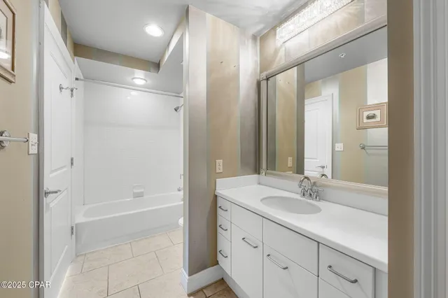 $599,000 | 6422 West W Highway, Unit 501, Panama City Beach, FL 32407