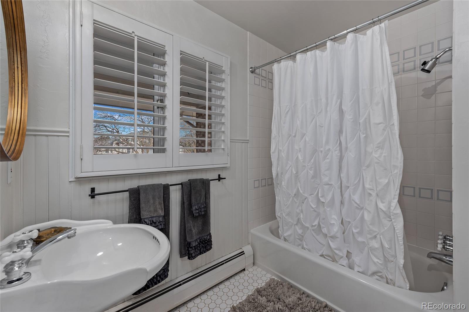 945 Front Range Road Littleton, CO 80120 - Photo 22 of 40 Gallery Image 22