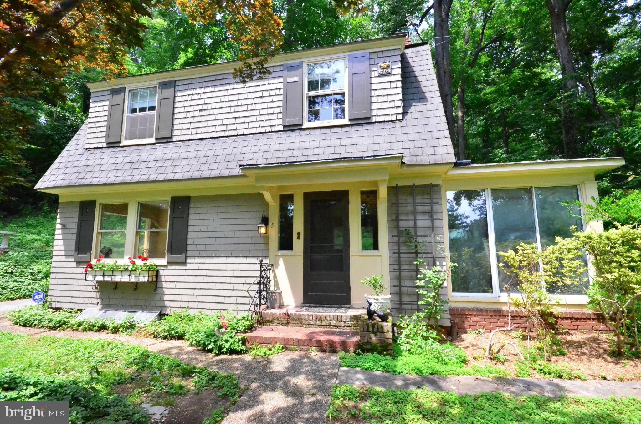 5 Merrymount Road Baltimore, MD 21210 - Photo 2 of 30 Exterior (Front)