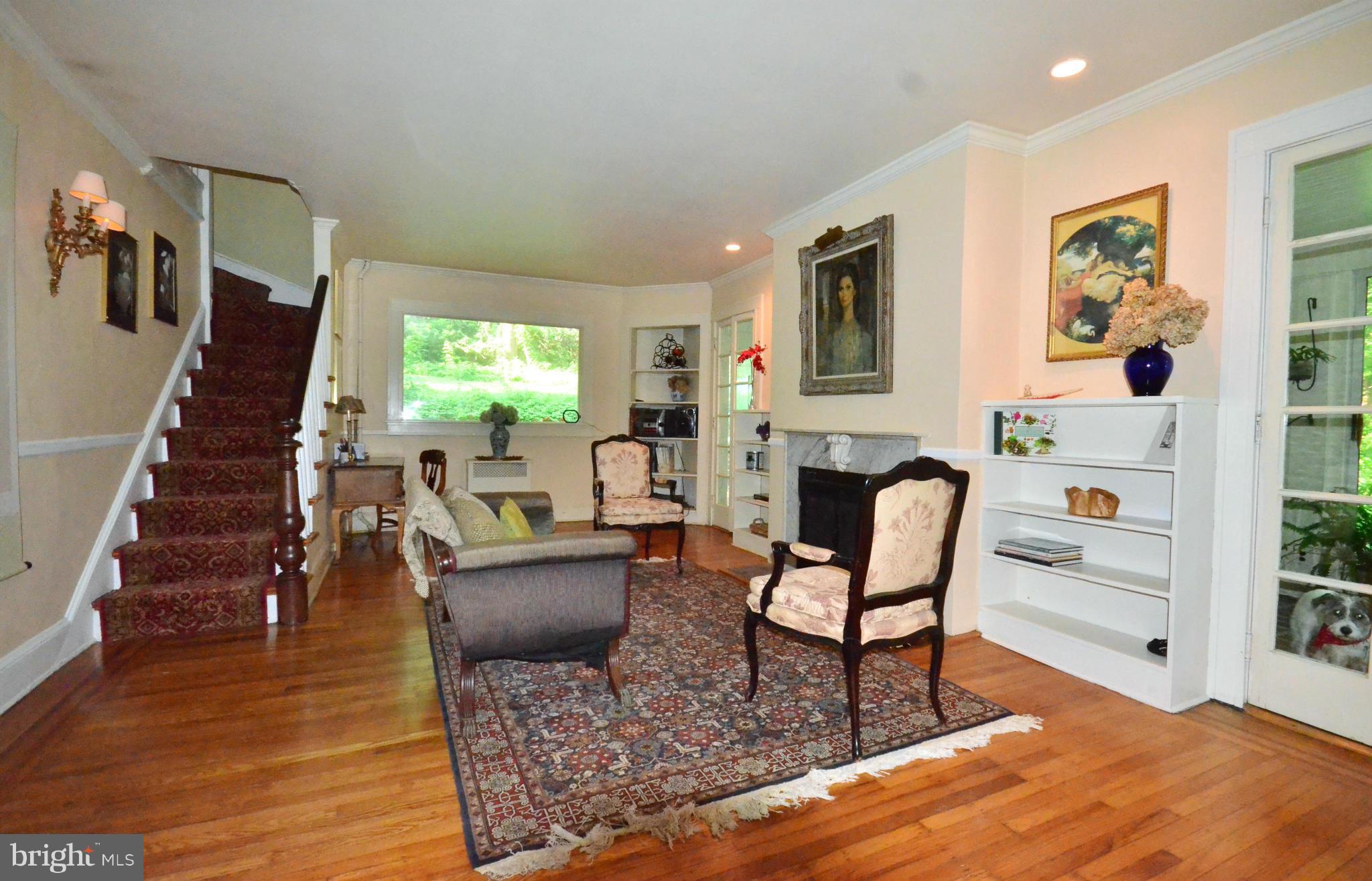 5 Merrymount Road Baltimore, MD 21210 - Photo 5 of 30 Living Room